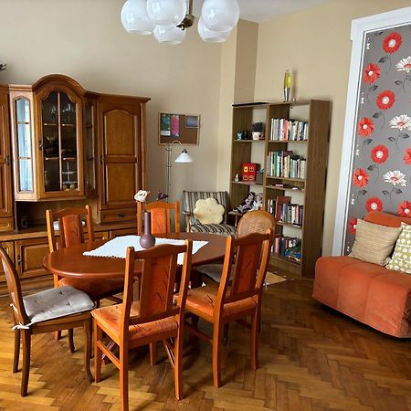 Szalay Villa Veszprém Exteriör bild