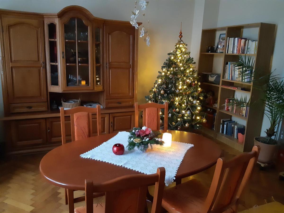 Szalay Villa Veszprém Exteriör bild